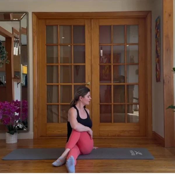 5 Minute Full Body Stretch On the Floor